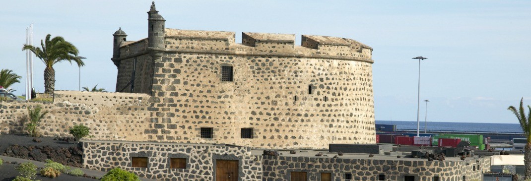 Burg an der Küste von Arrecife auf Lanzarote